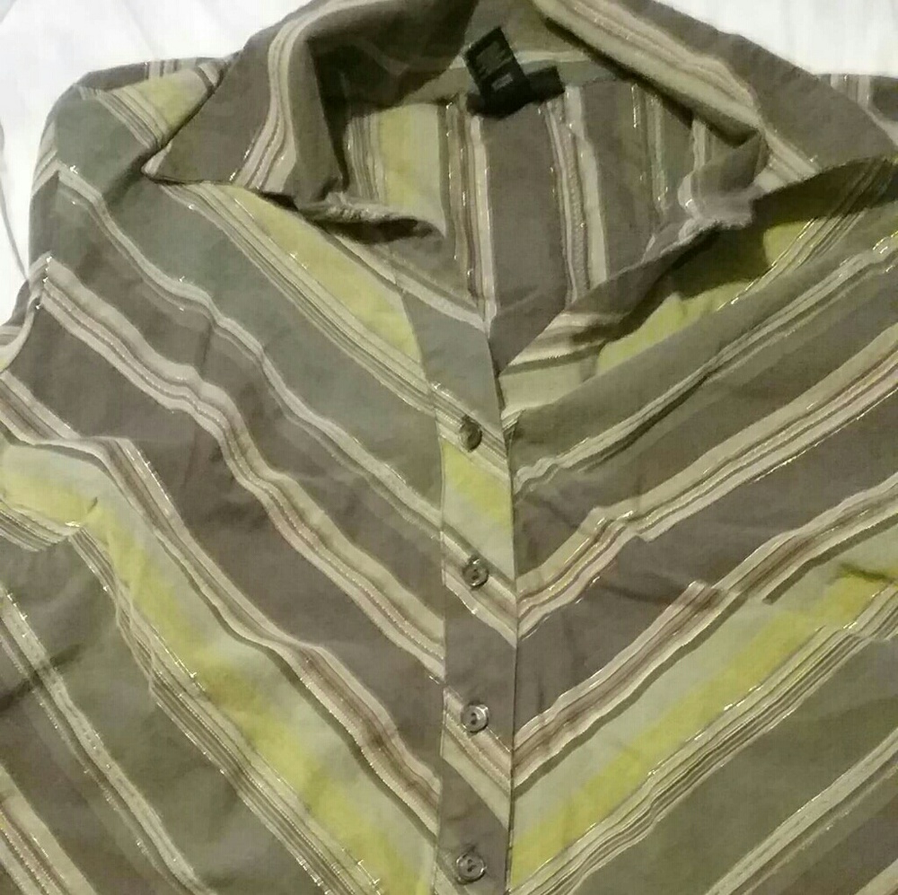 Lane Bryant Button up shirt size 19/20